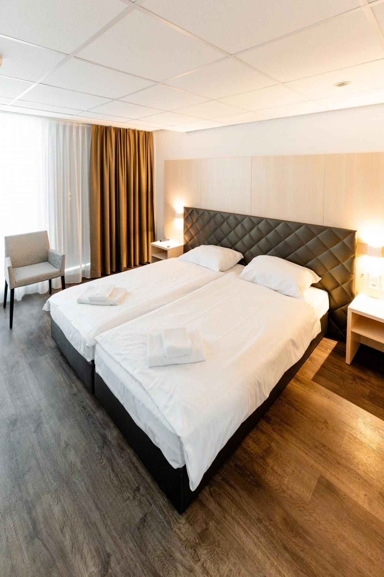 بلب Los Lorentes Apartments Bern Airport المظهر الخارجي الصورة