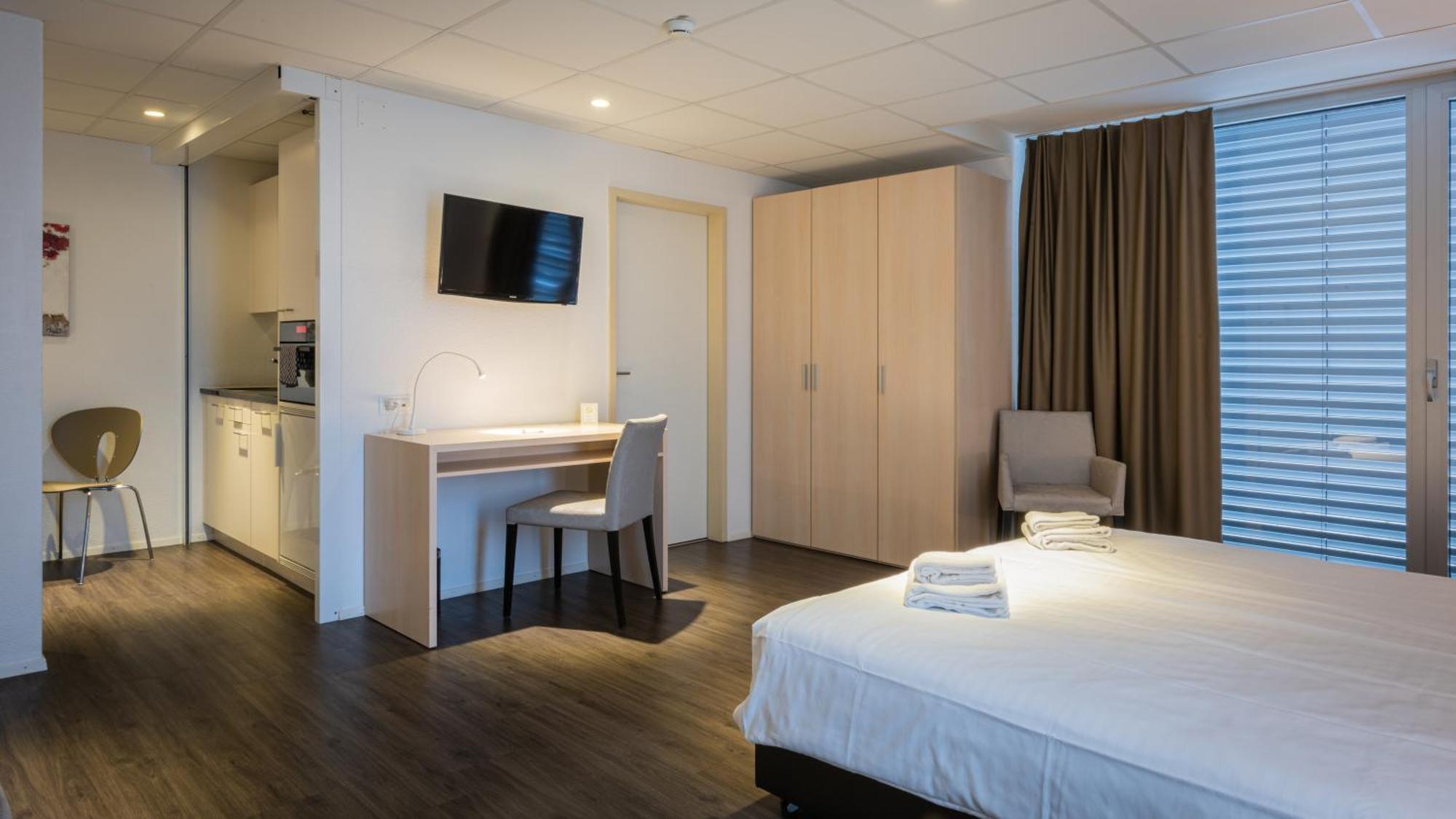 بلب Los Lorentes Apartments Bern Airport المظهر الخارجي الصورة